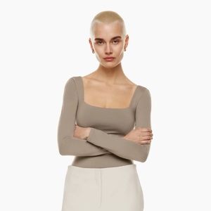 Babaton Contour Squareneck Longsleeve Bodysuit